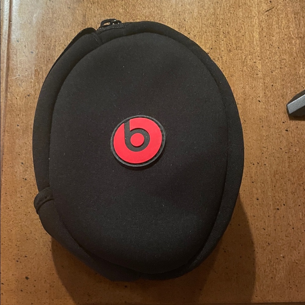 Beats by Dre Soft Case for SOLO HD or Solo3 Headphones